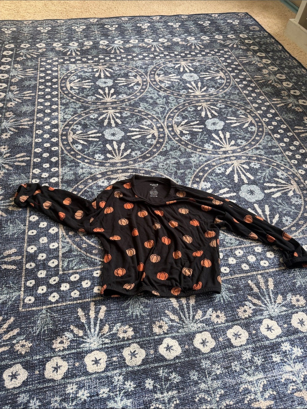 Kyte baby Long-Sleeve Black Pumpkin Print Shirt